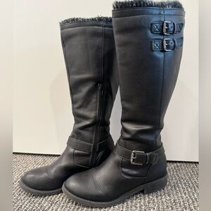 No Parking Black boots size 7